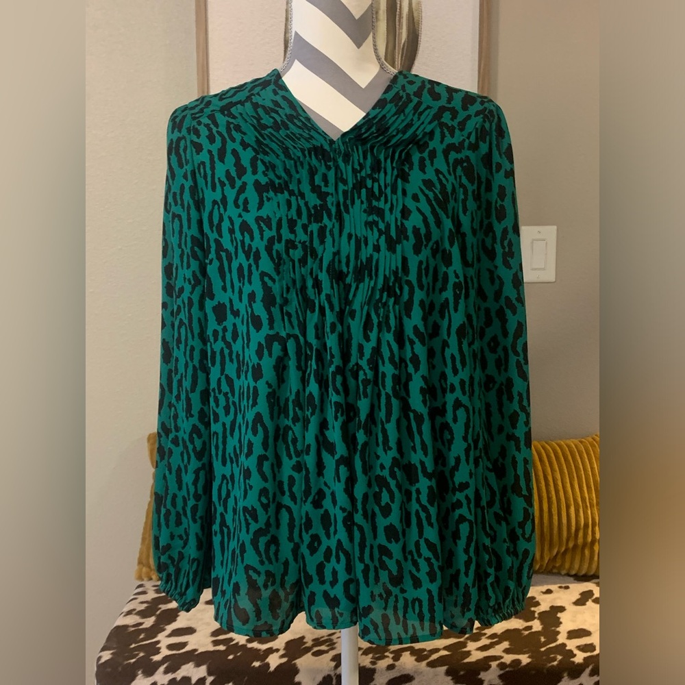 Thalia Sodi Emerald Green Leopard Print Blouse